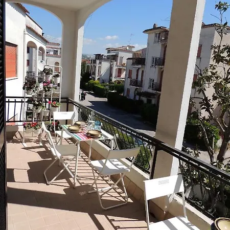 Appartement Andrea's *